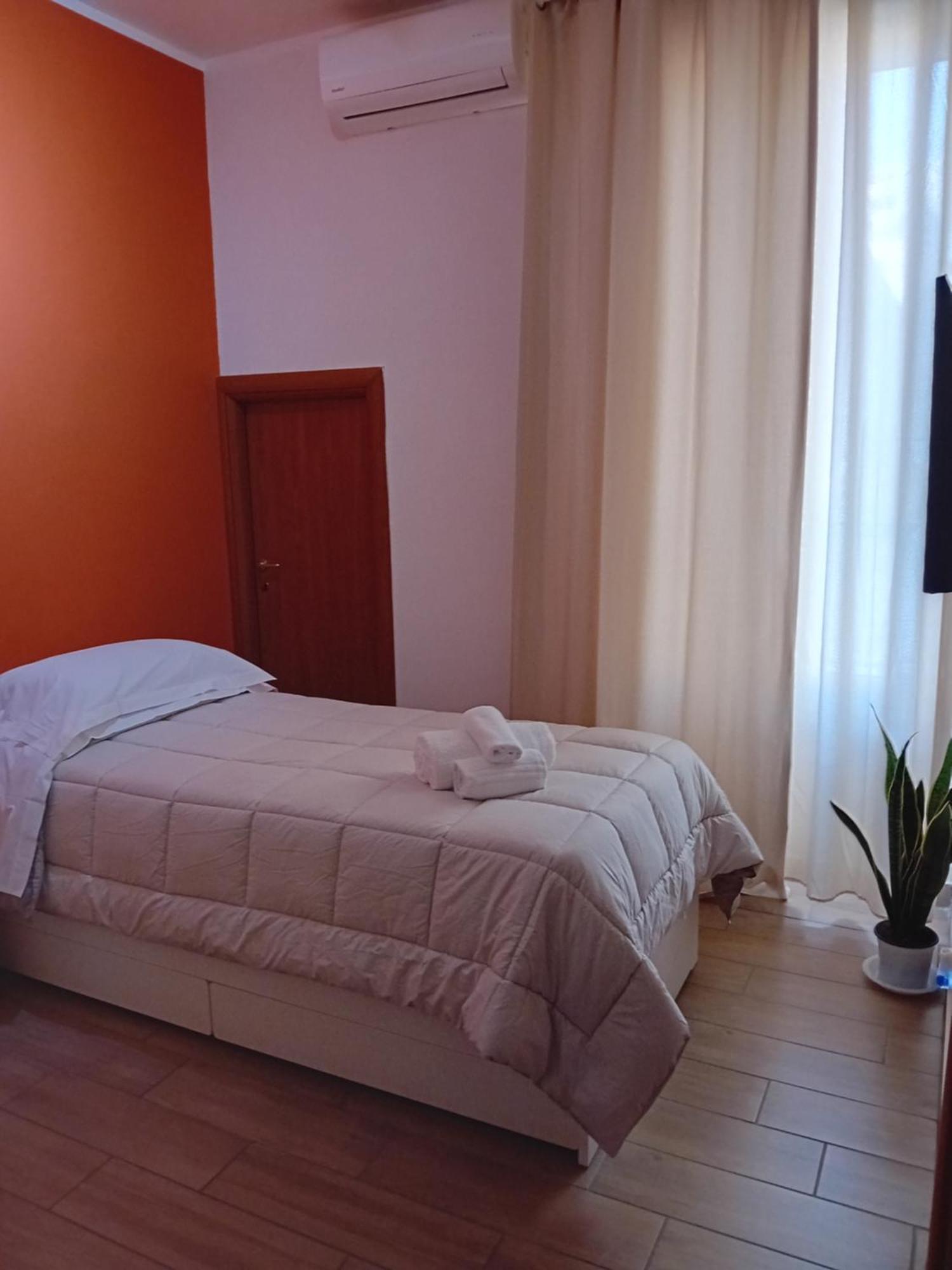 מלון נאפולי La Terrazza Delle Fate מראה חיצוני תמונה