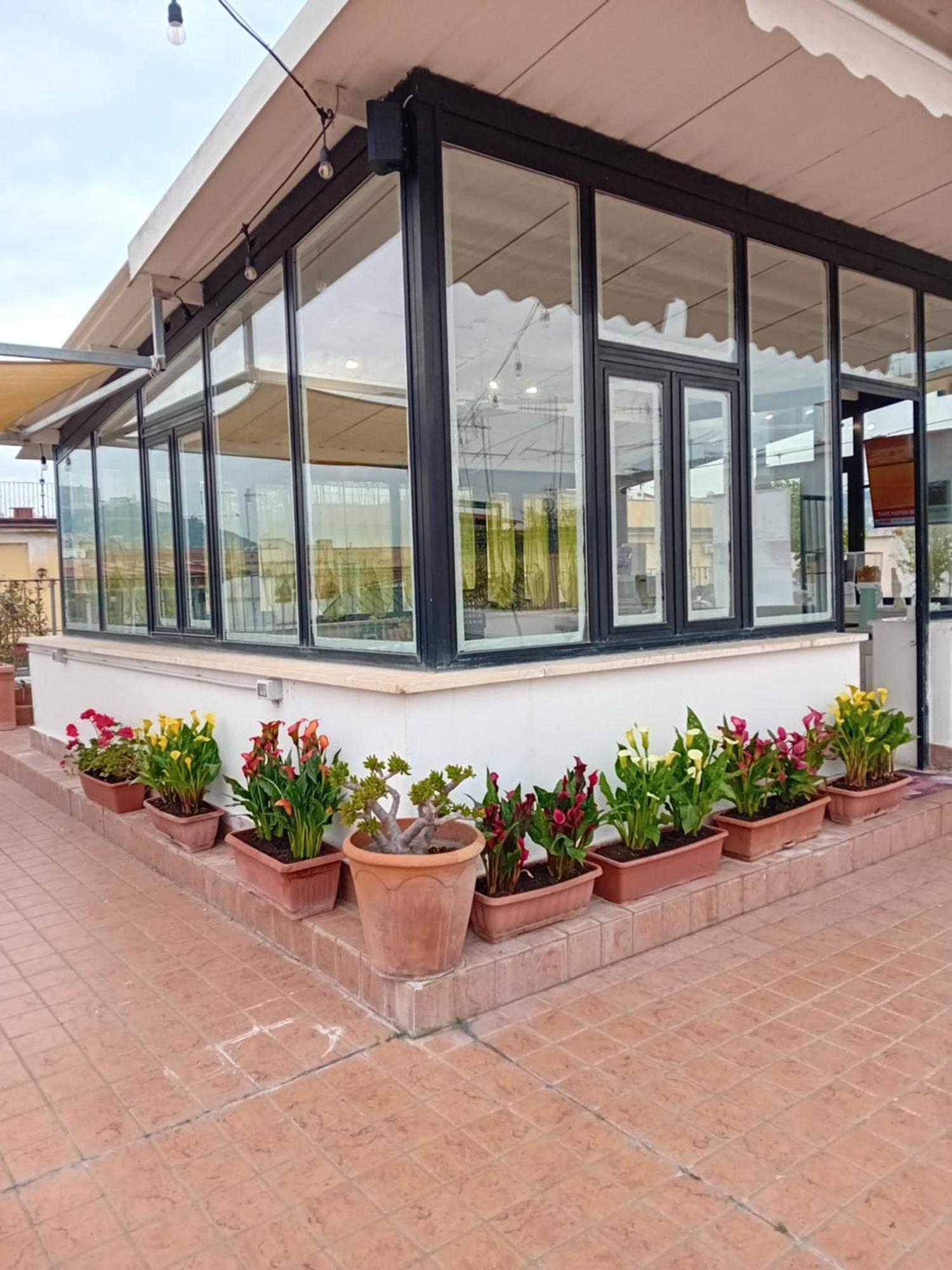 מלון נאפולי La Terrazza Delle Fate מראה חיצוני תמונה